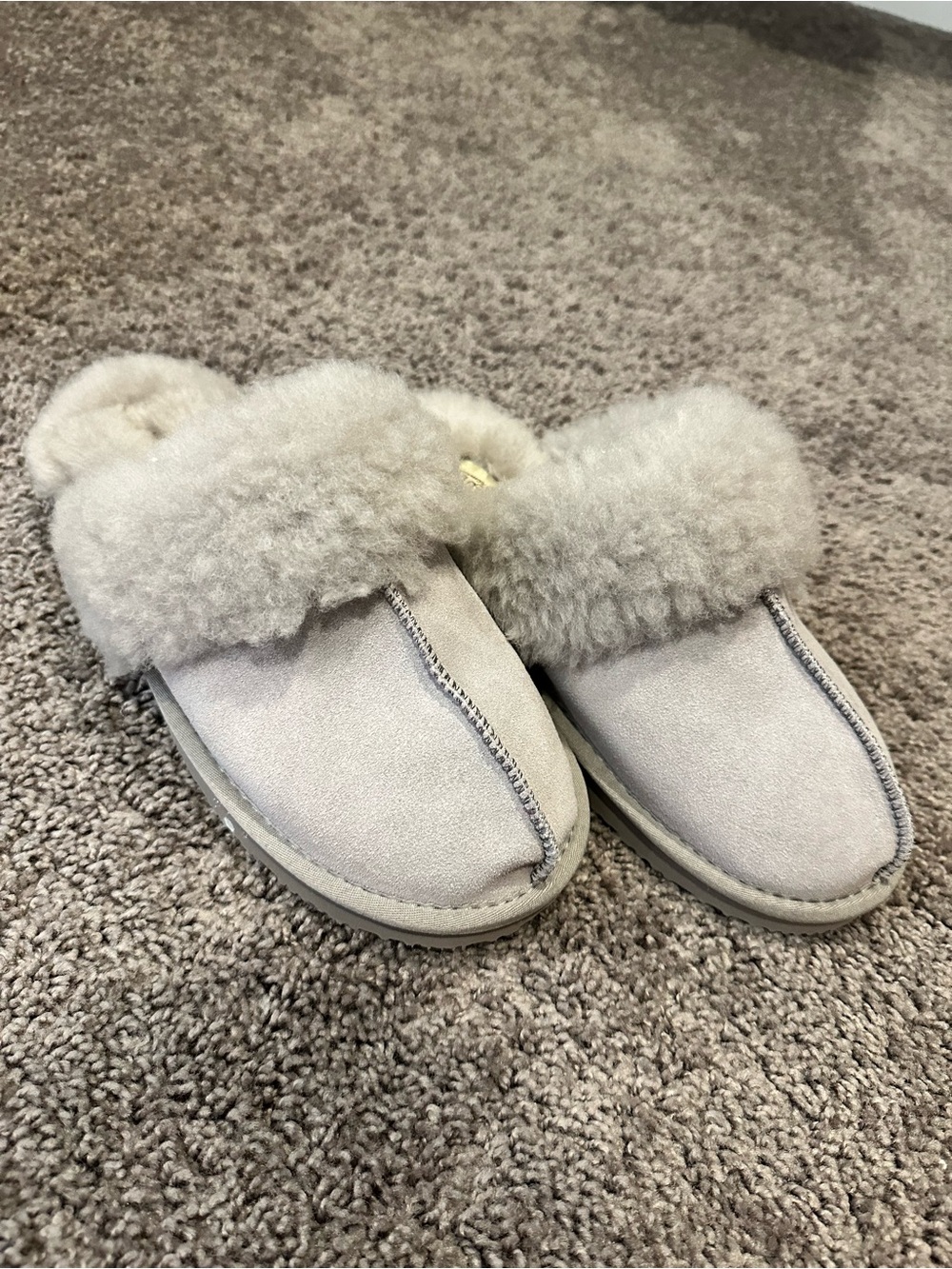 Plush Faux-Shearling Women's Slipper Mules in Light Gray